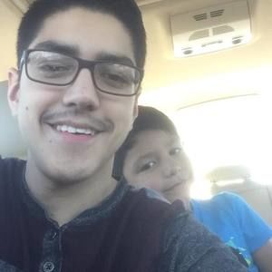 Meet your Posher, Gonzalo